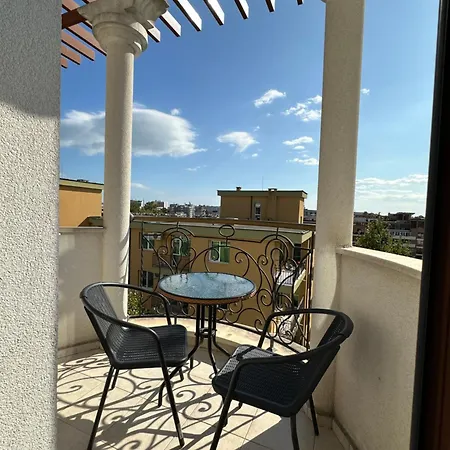 Harmony Monte Carlo Apartment